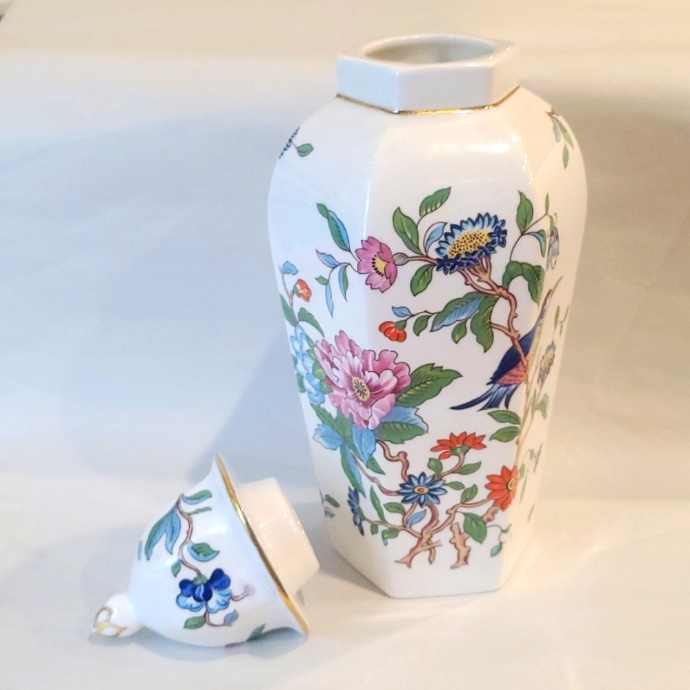Vintage Aynsley Pembroke Jar with lid
